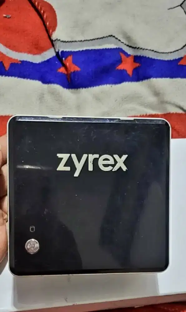 Intel NUC merk Zyrex