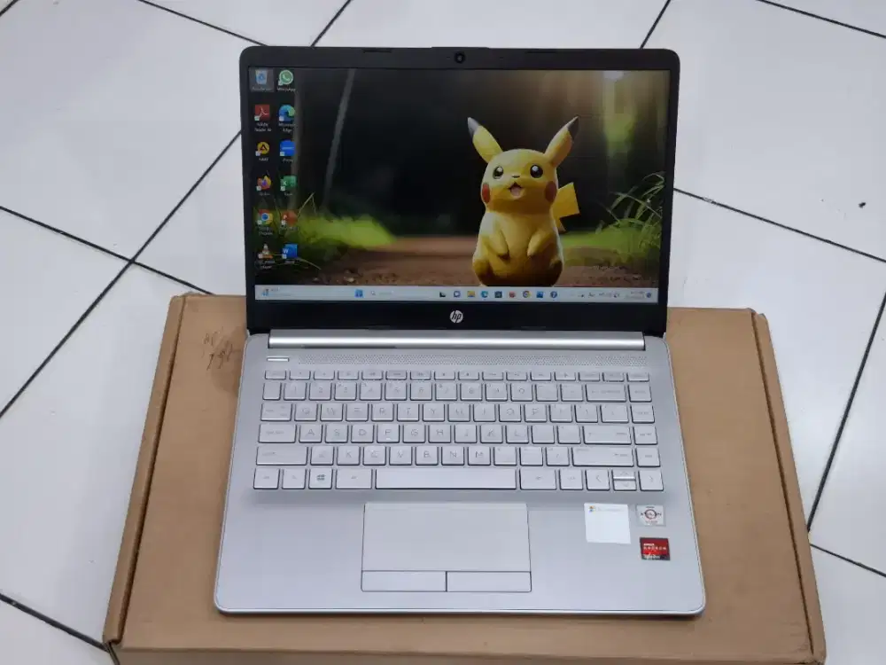 LAPTOP HP 14s-dk1xxx/AMD Athlon silver 3050U /Ram 4GB /SSD 512GB