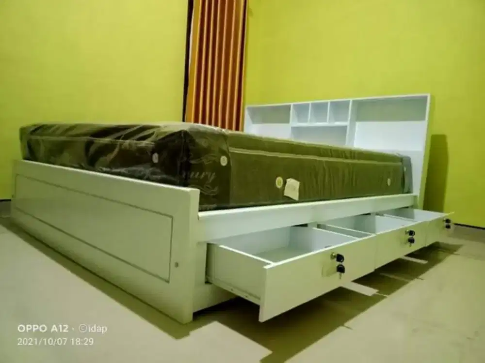 Jual dipan kayu minimalis