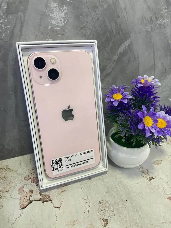 Second IPHONE 13 128gb PINK all opp Mantapp
