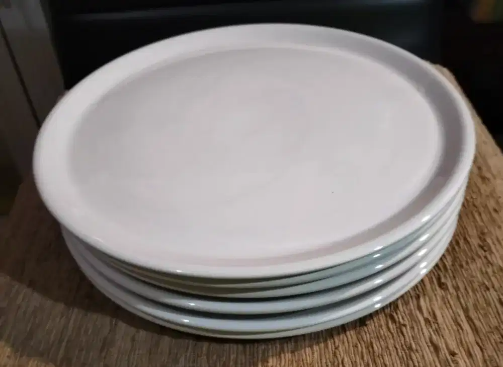 piring ceper
piring pizza
piring kue
porselen import
diameter 29 cm