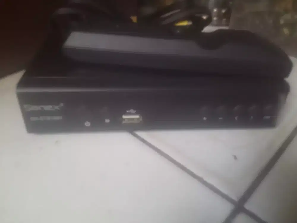 Set top box sanex normal siap tonton nego tipis
