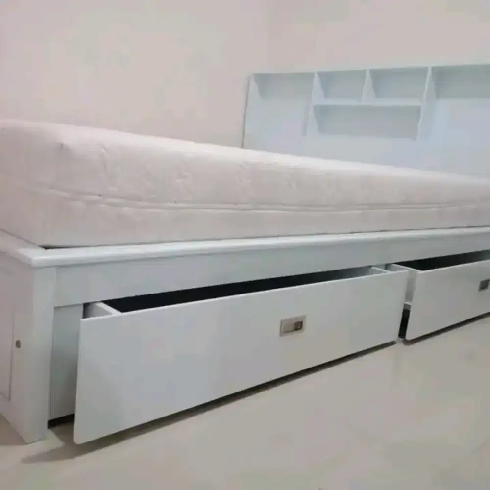 Jual maja kursi kedai