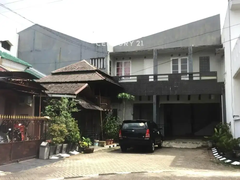 Rumah 2 Lantai Full Bangunan Posisi Hook Dalam Komplek 9493
