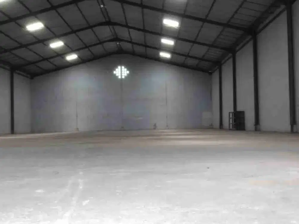 Sewa Gudang Kawasan Industri Candi 1400 meter Gatot Subroto Semarang