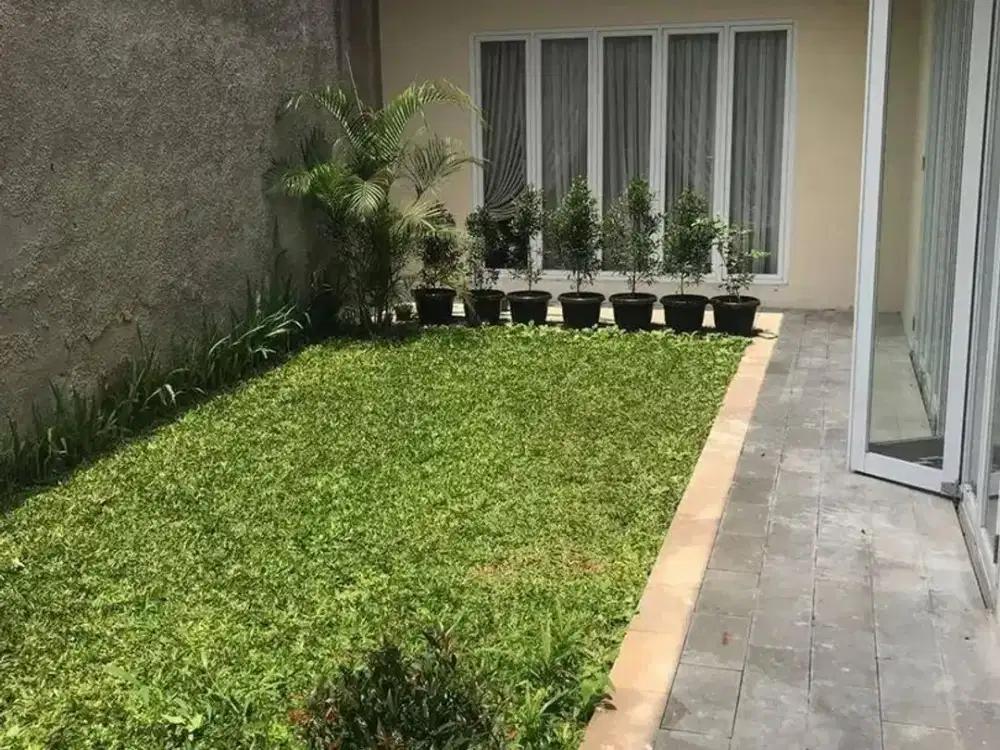 Jual Rumah SHM 2 Lantai di Banda Kemang, Jakarta Selatan