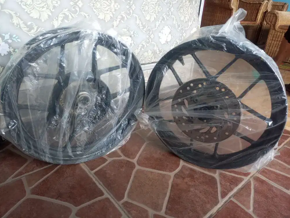 Dijual velg second ori vario 125 cc tahun 2017