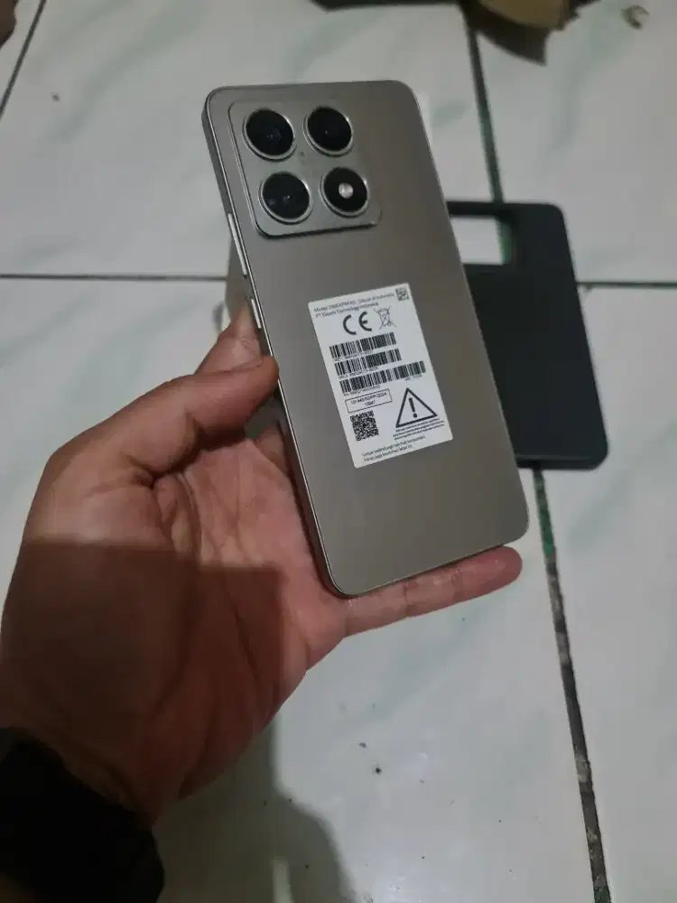 Xiaomi 14t 12/512 resmi Indonesia garansi on