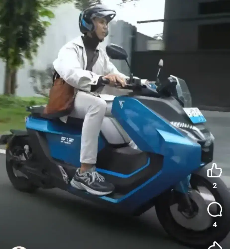 Motor listrik savart S1 P insignia blue 250cc edition