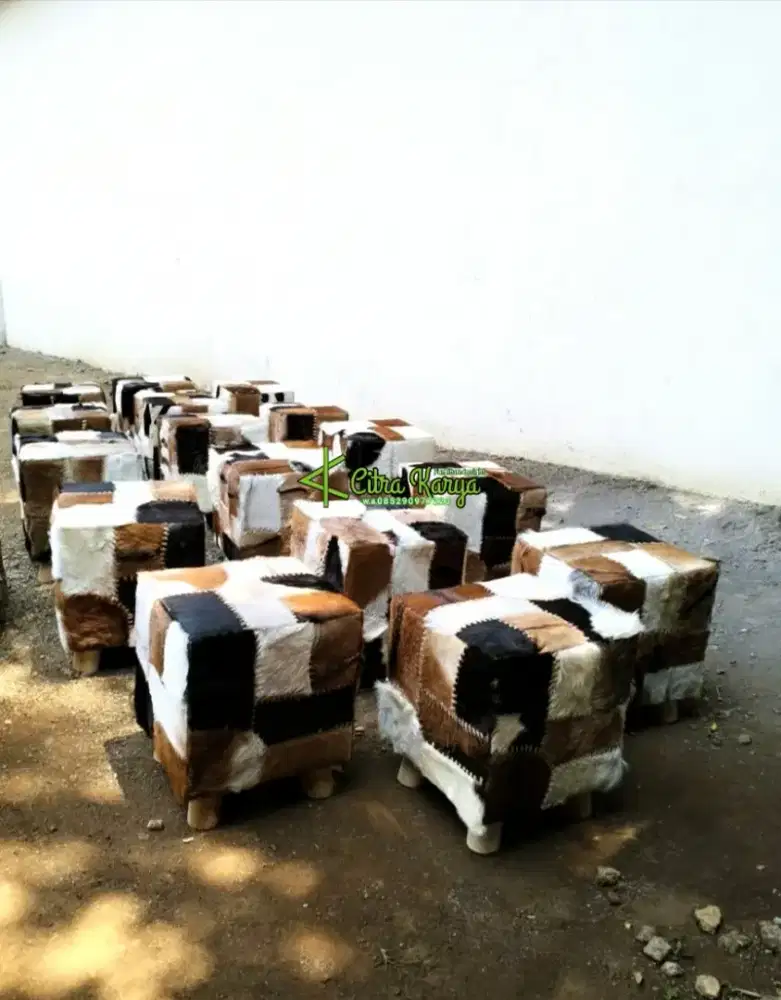 Stooll , ottomat kulit kambing asli ,kulit sapi asli leather cow