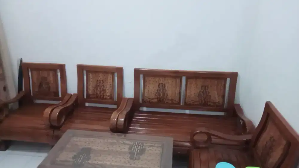 Kursi jati ruang tamu set
