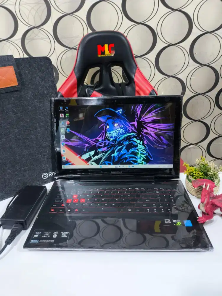 Lenovo Y500-70 9ECN27WW [RAM 16GB SSD 256GB + NVIDIA GTX]