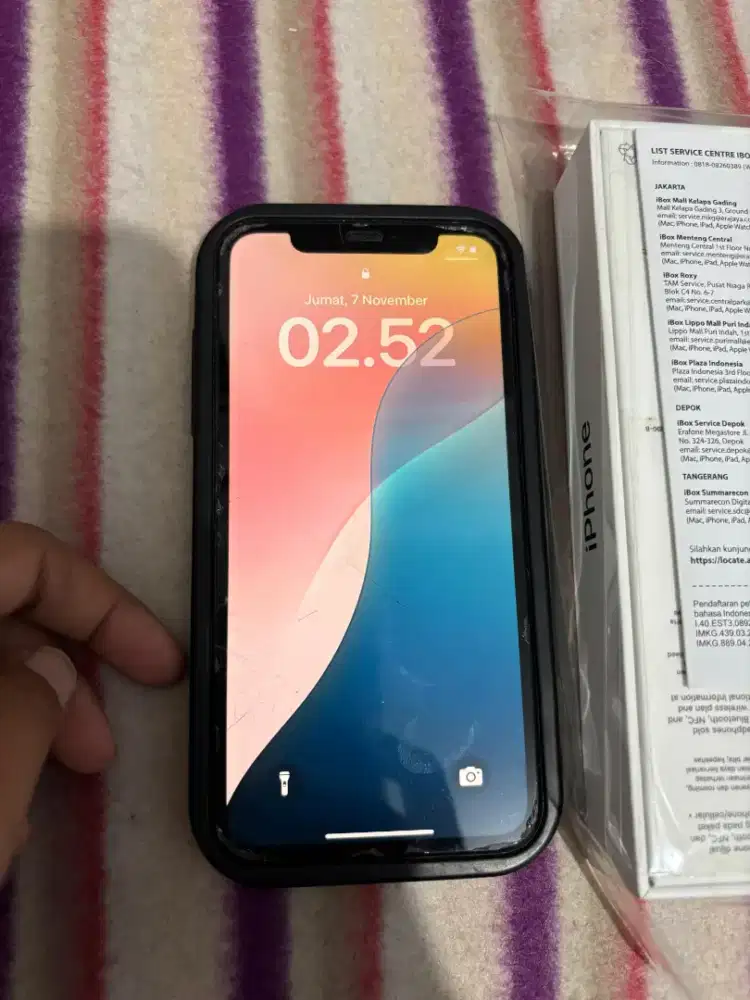 iPhone 11 64 GB grnsi ibox