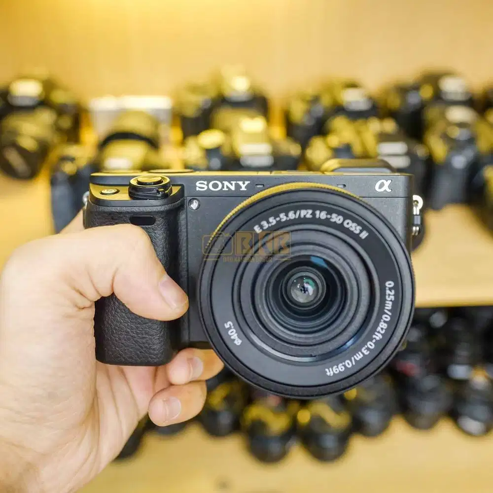 [ Sony A6400 Kit 16-50mm OSS II Fullset SC 1RB Like New ]