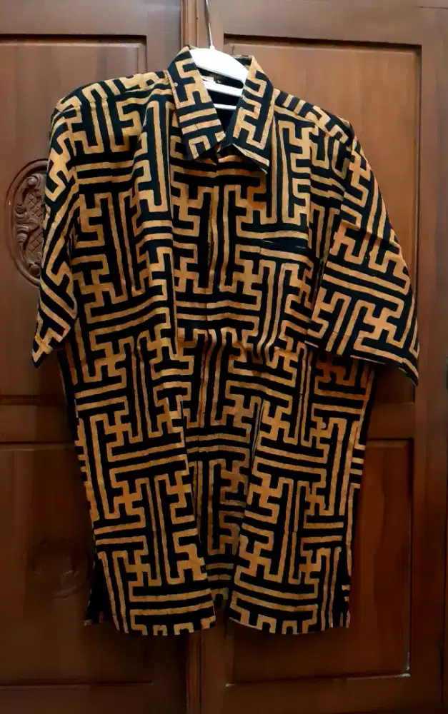 Batik Pria lengan pendek