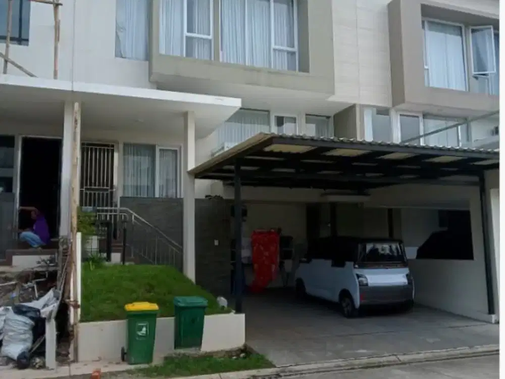 Dijual Rumah Mewah 3 Lantai di Citra 8 LT.8x15m2 Full Furnished