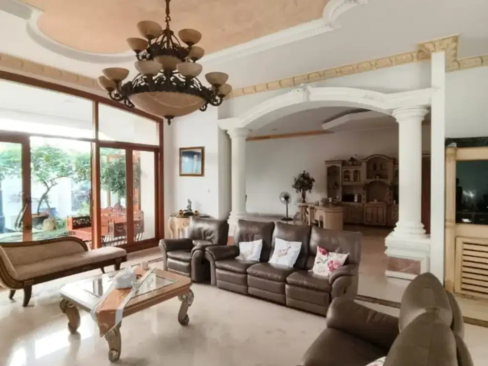 Rumah Hoek Pantai Mutiara, harga murah dibawah njop