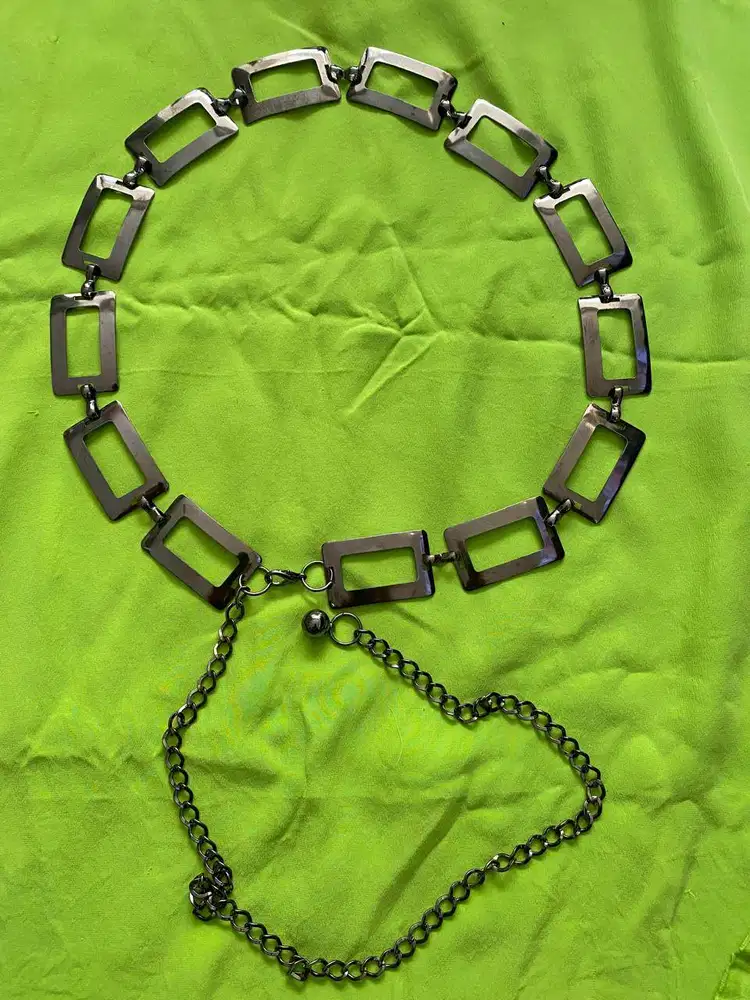 IKAT PINGGANG RANTAI BESI – TIDAK LUNTUR - PRELOVED