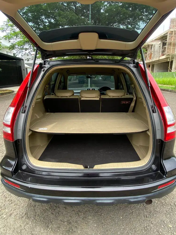 TDP 10 JUTA Siap Pakai Kredit CR-V 2.4 AT i-Vtech 2010 Data dibantu
