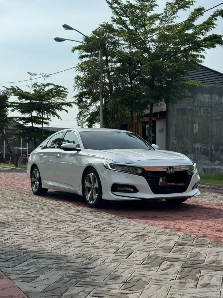 Accord 1.5 VTEC TURBO PUTIH MUTIARA 2021