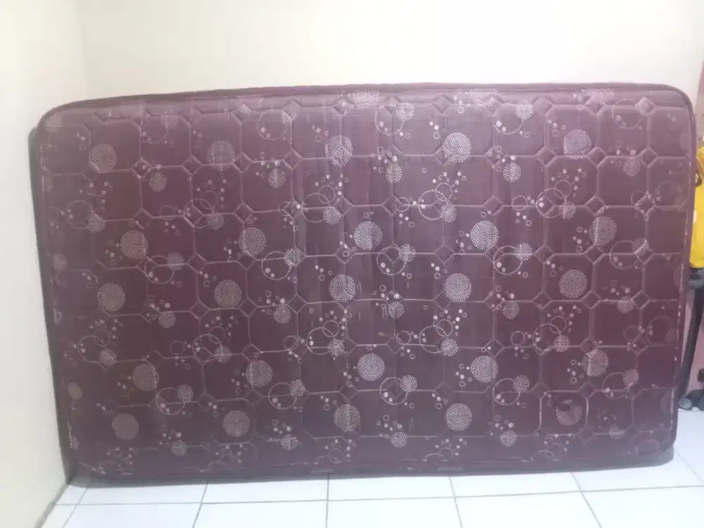 Kasur springbed