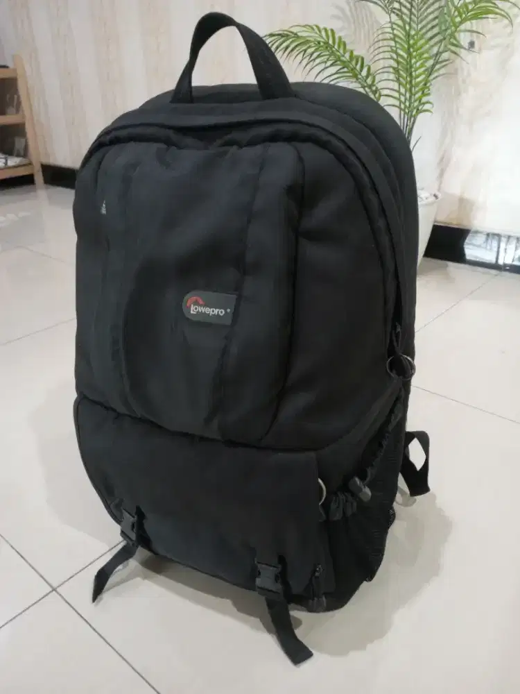 Tas Kamera Lowepro