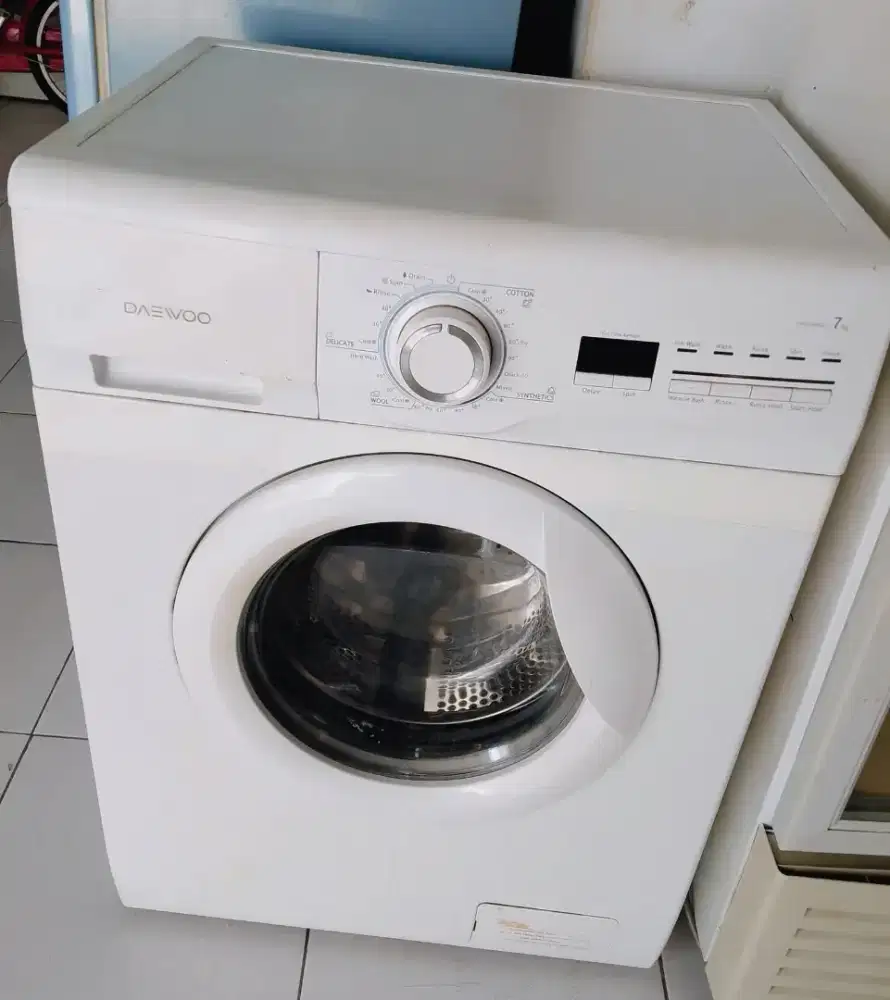 Mesin Cuci Front Loading Daewoo 7Kg