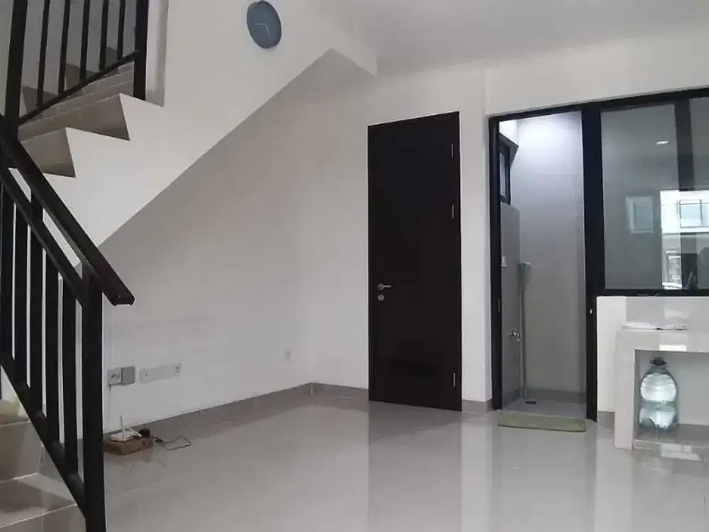 DIJUAL RUMAH MILENIAL EXTENSION PIK 2 UK 4.5x10 SEMI FURNISH BAGUS SHM