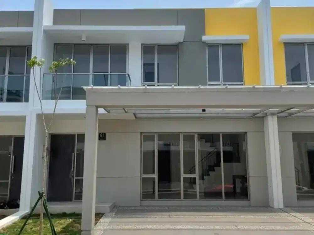 DISEWAKAN RUMAH 2 LANTAI DI PIK 2 UK 8x10 UNFURNISH SIAP HUNI TERMURAH