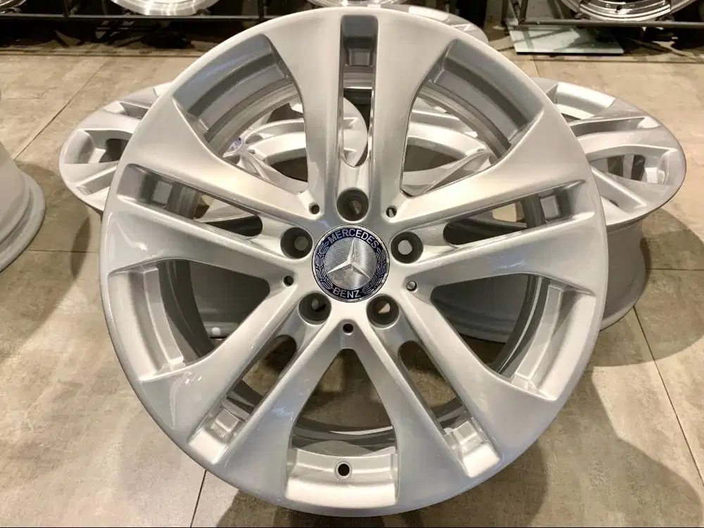 Velg OEM Mercedes Benz E Class W212 Avagarde, R-17, Lebar 8, PCD 5x112