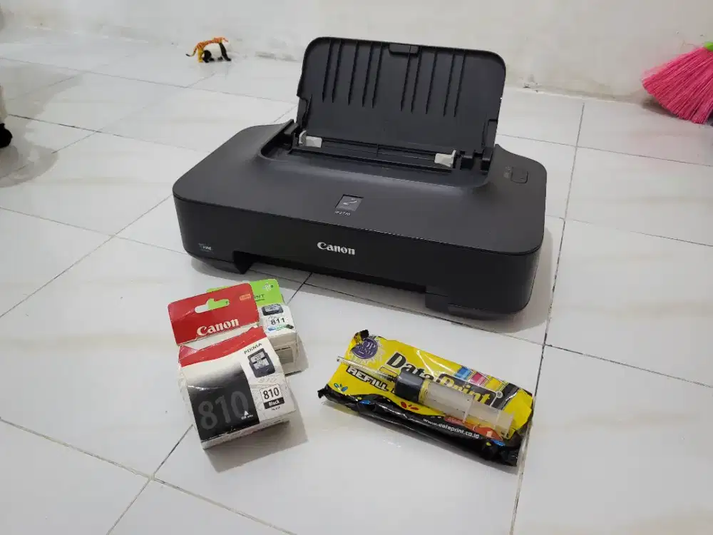 PRINTER Canon ip 2770 hitam warna
Kabel kabel
Cartridge
Suntikan