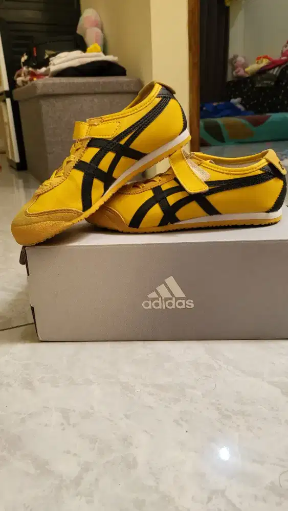 Onitsuka tiger kids bekas