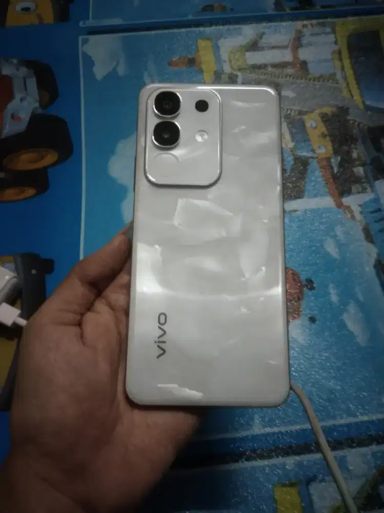 Vivo y29 4g  ram 8/128