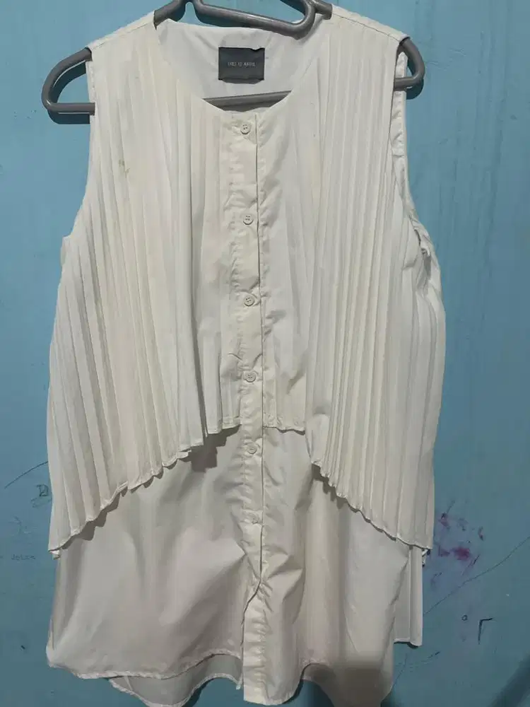 Preloved Baju This April