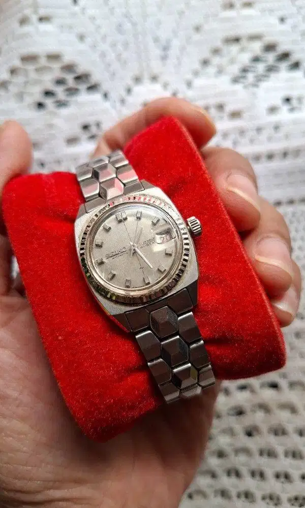Seiko automatic vintage watches size diameter 23mm Mesin otomatis Desa