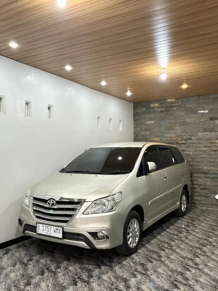 INNOVA G MATIC DIESEL istimewa