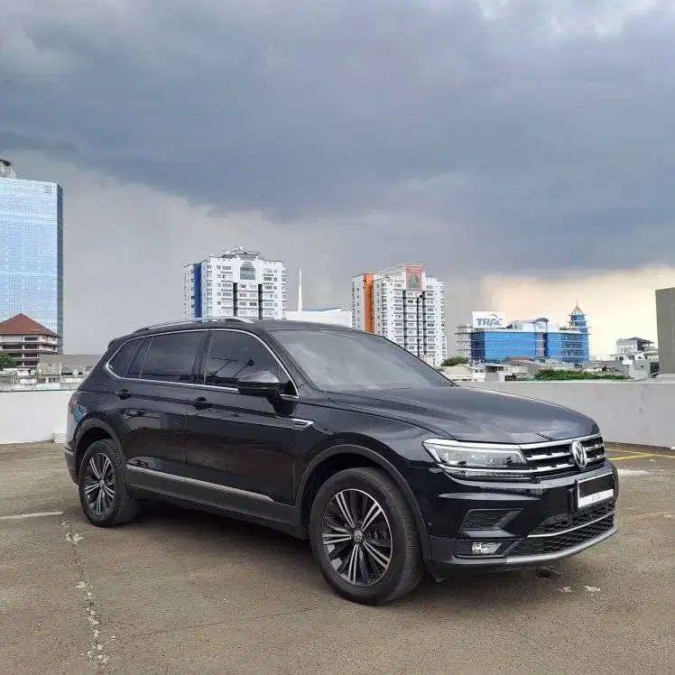 [ Dp10% ] Volkswagen Tiguan 1.4 TSI Allspace 2021 Black