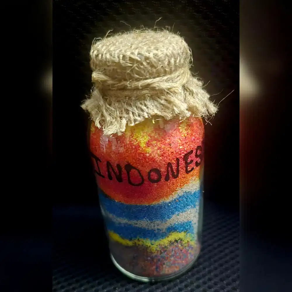 Botol Seni Pasir Eksklusif (Indonesia)