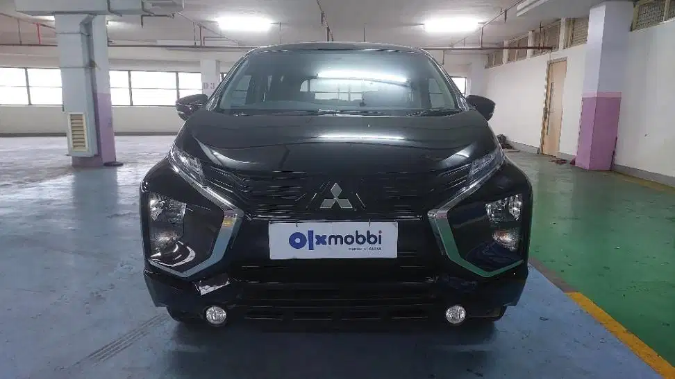TDP 10JT Mitsubishi Xpander 1.5 GLS Bensin-AT Hitam 2021
