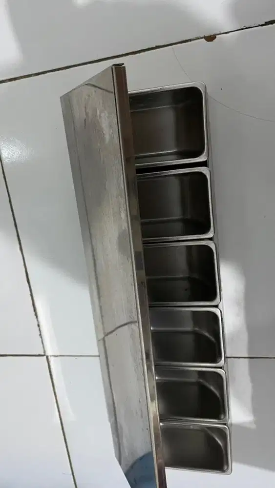 Tempat bumbu serbaguna stainless