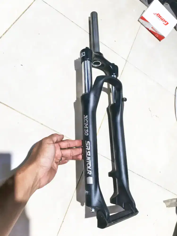 Fork suntour xcm 30