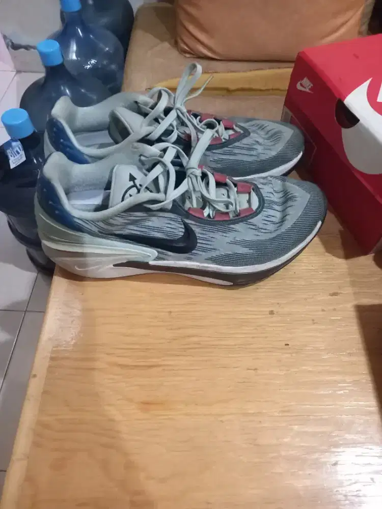 Sepatu nike sport basket second