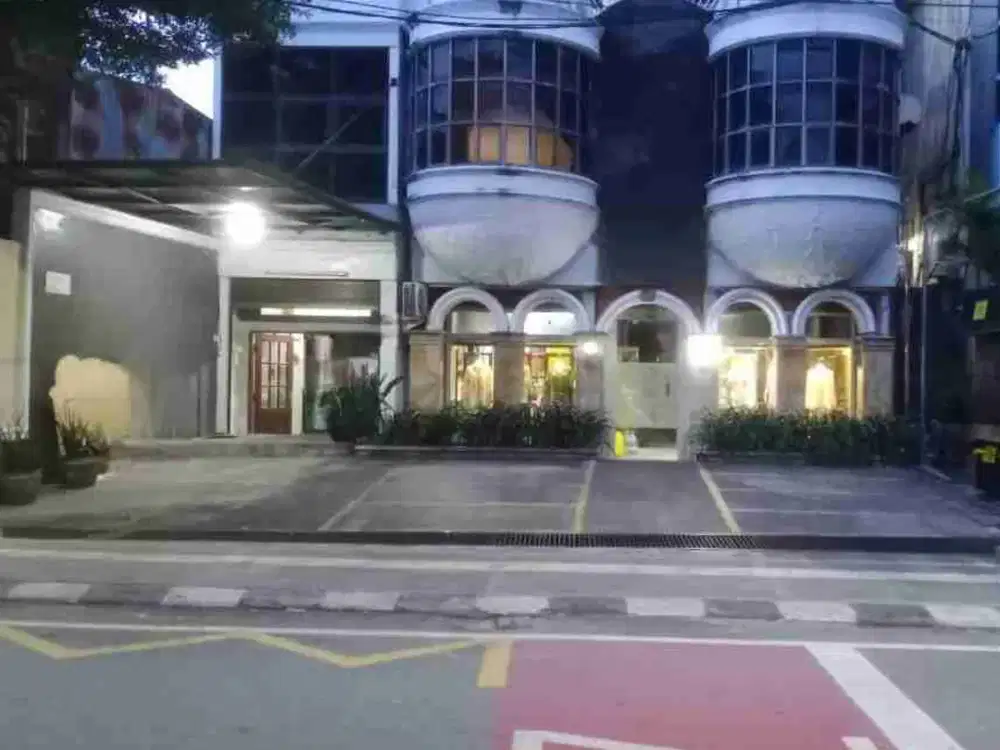 Ruko Jalan Utama Ahmad Yani Balikpapan Strategis 5 Lantai Padat Penduduk