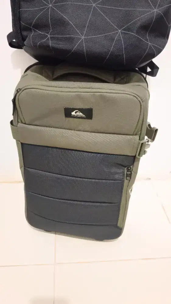 Jual Tas Travel Merk Quick silver (Ori)