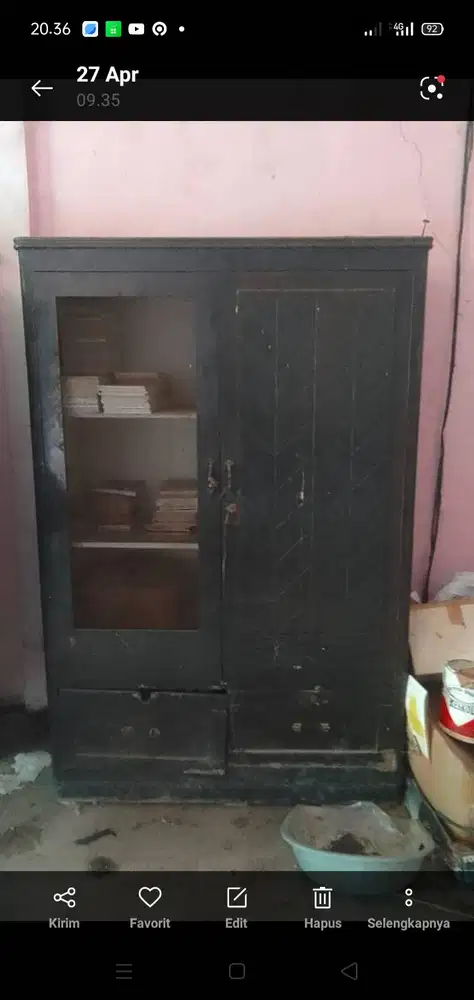 Dijual 2 Lemari Jati Tua