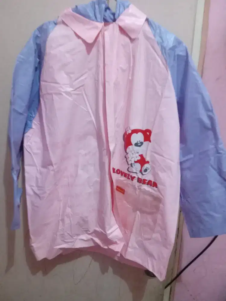 Jas hujan anak anak