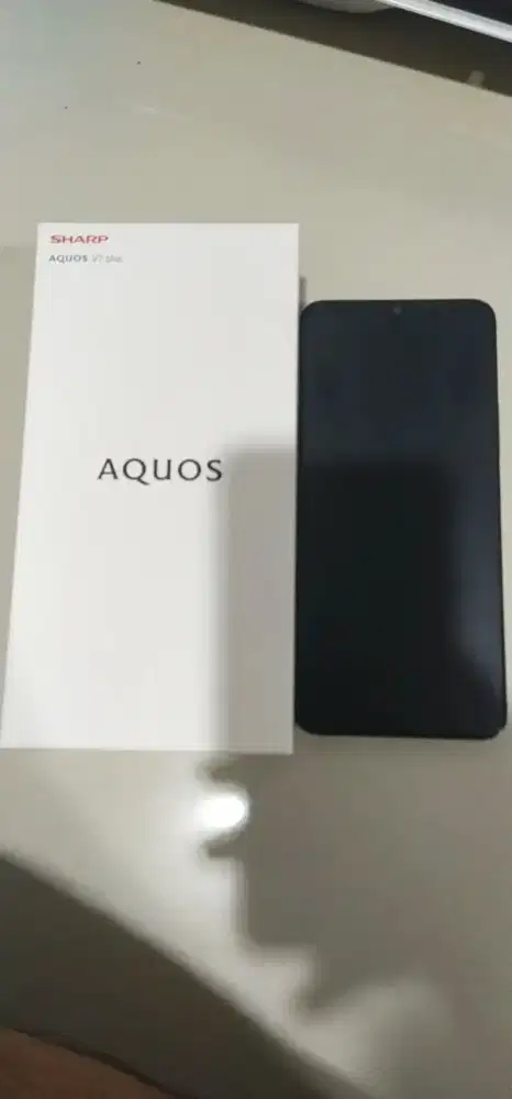Sharp Aquos V7 plus
