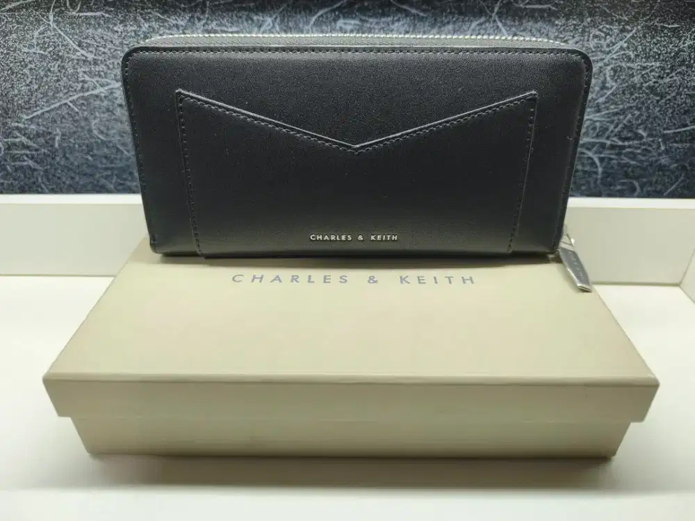 Dompet Charles & Keith (Wallets) Black Original