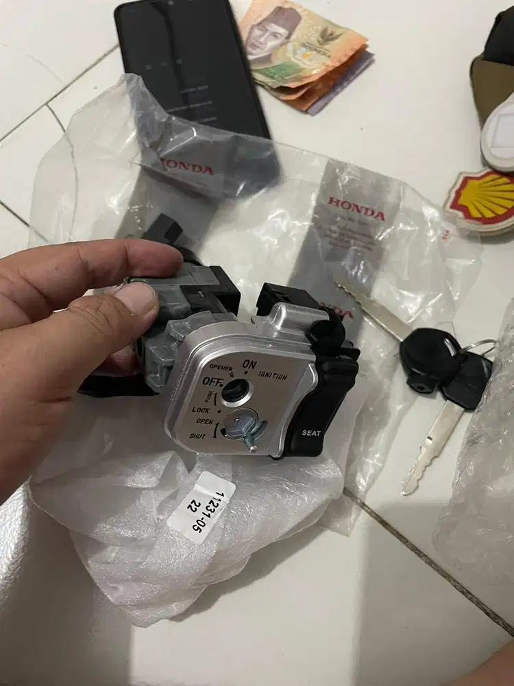 Kunci kontak scoopy FI K16