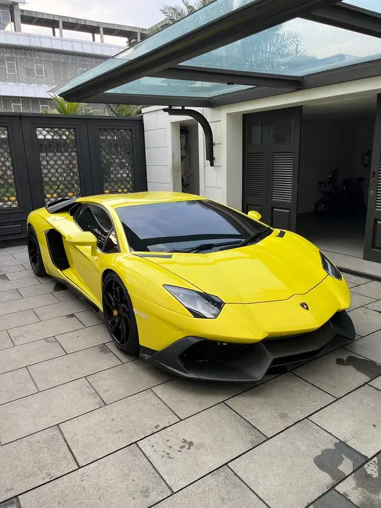 Lamborghini Aventador LP700-4 Coupe